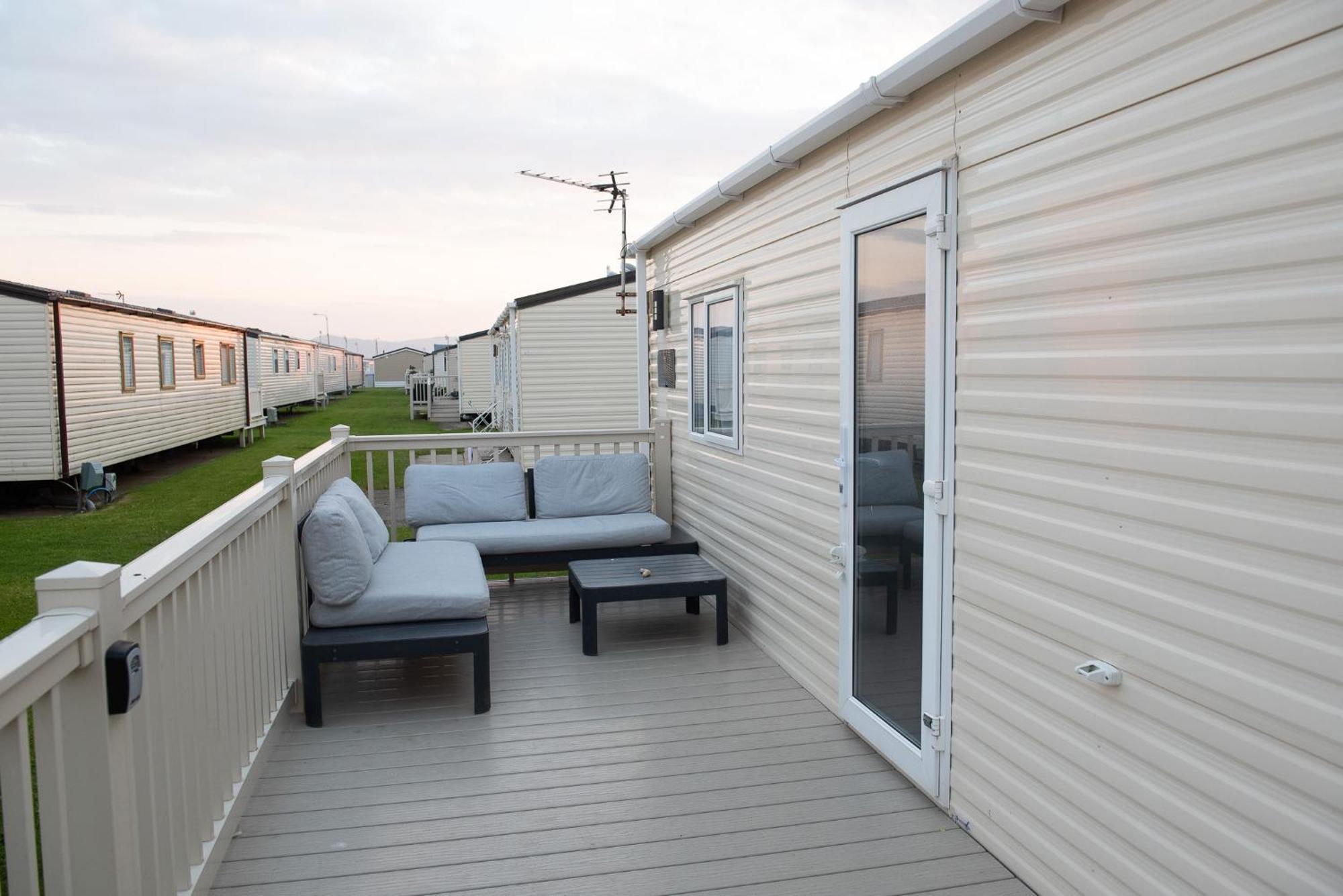 2 Bed Caravan For Hire At Golden Sands In Rhyl Extérieur photo